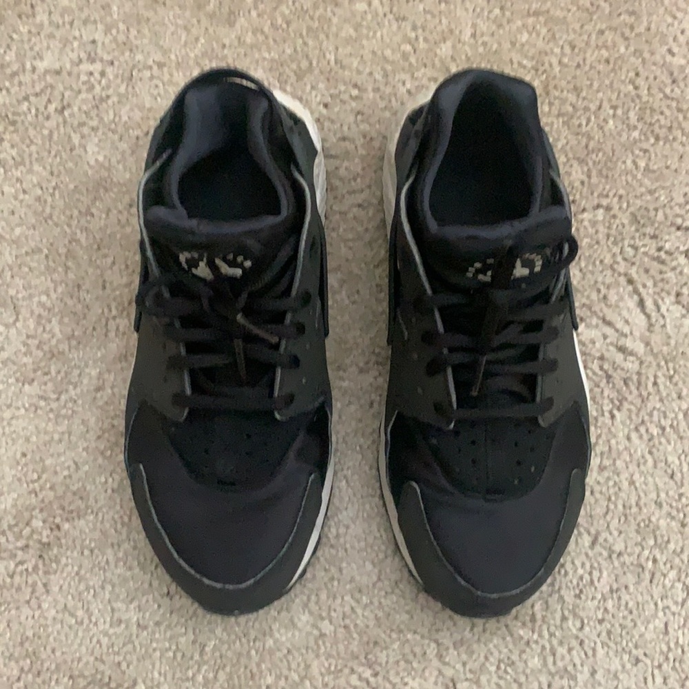 Nike Air Black Hurache